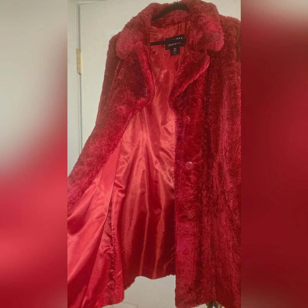 Olympia Red Faux Fur Jacket - Picture 3 of 6